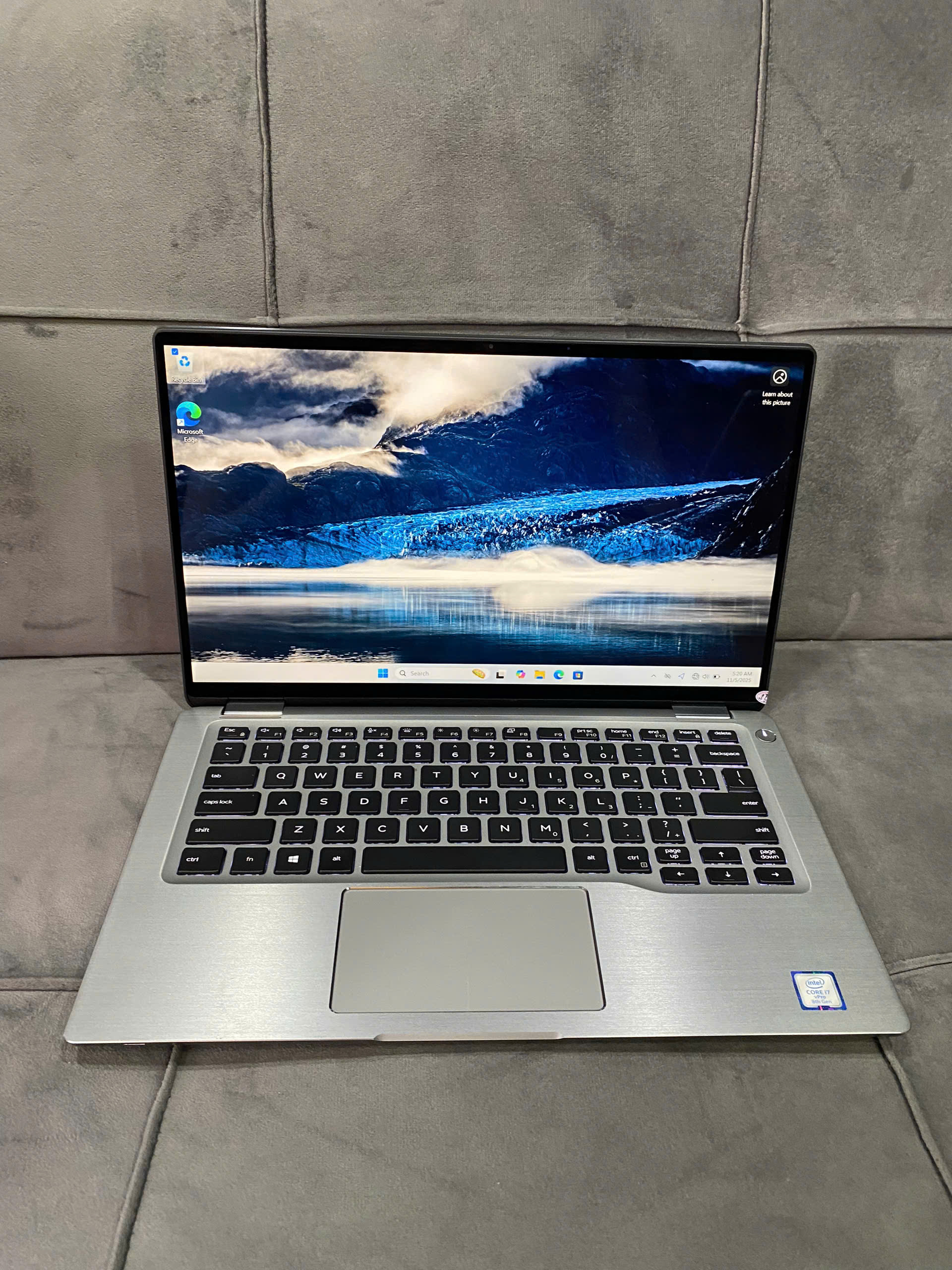 z7244503852757_492d16323634758fa48e401a0912d2db