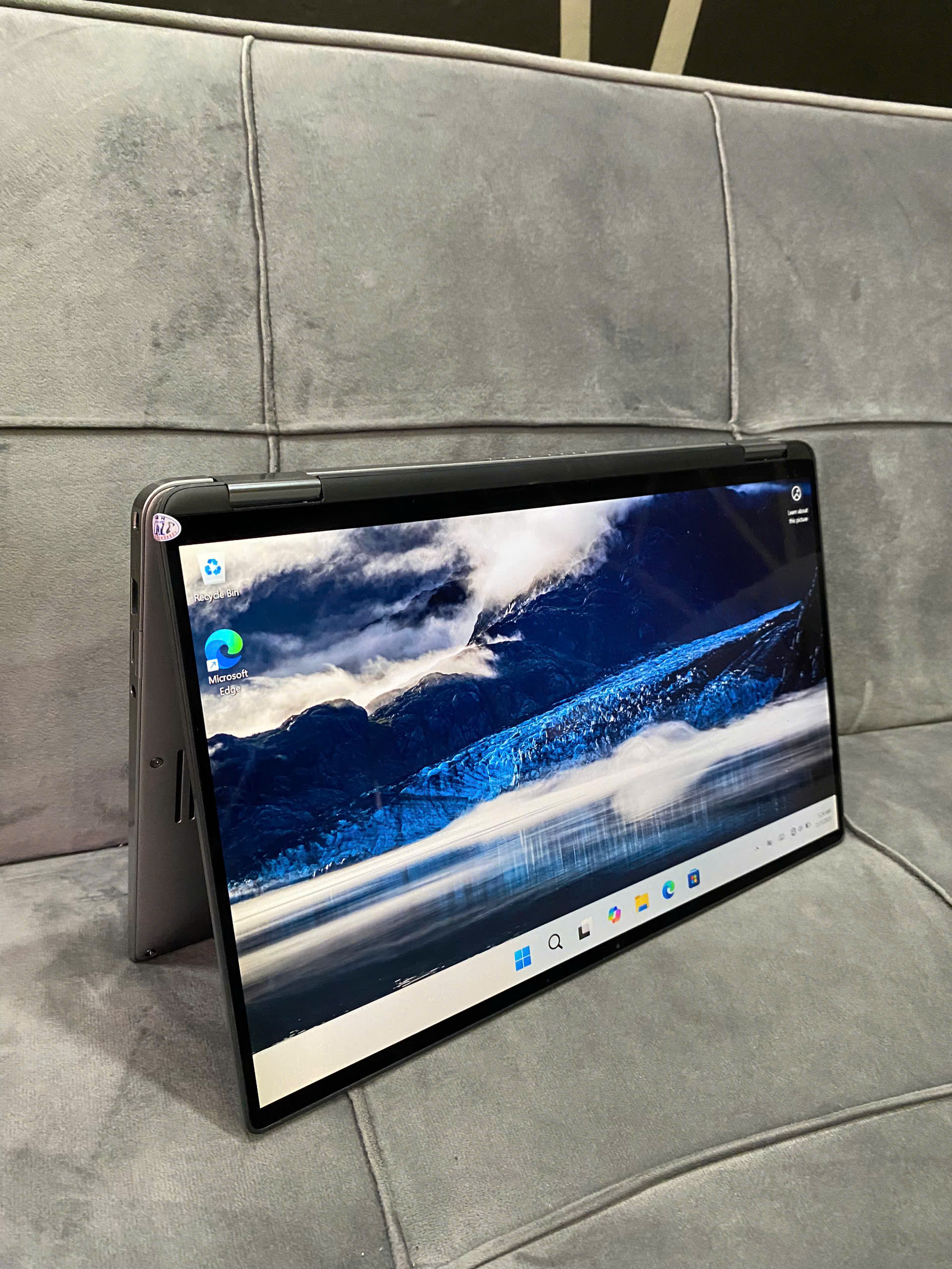 z7244503870082_440b0319581345ba9c3239b67873cf99