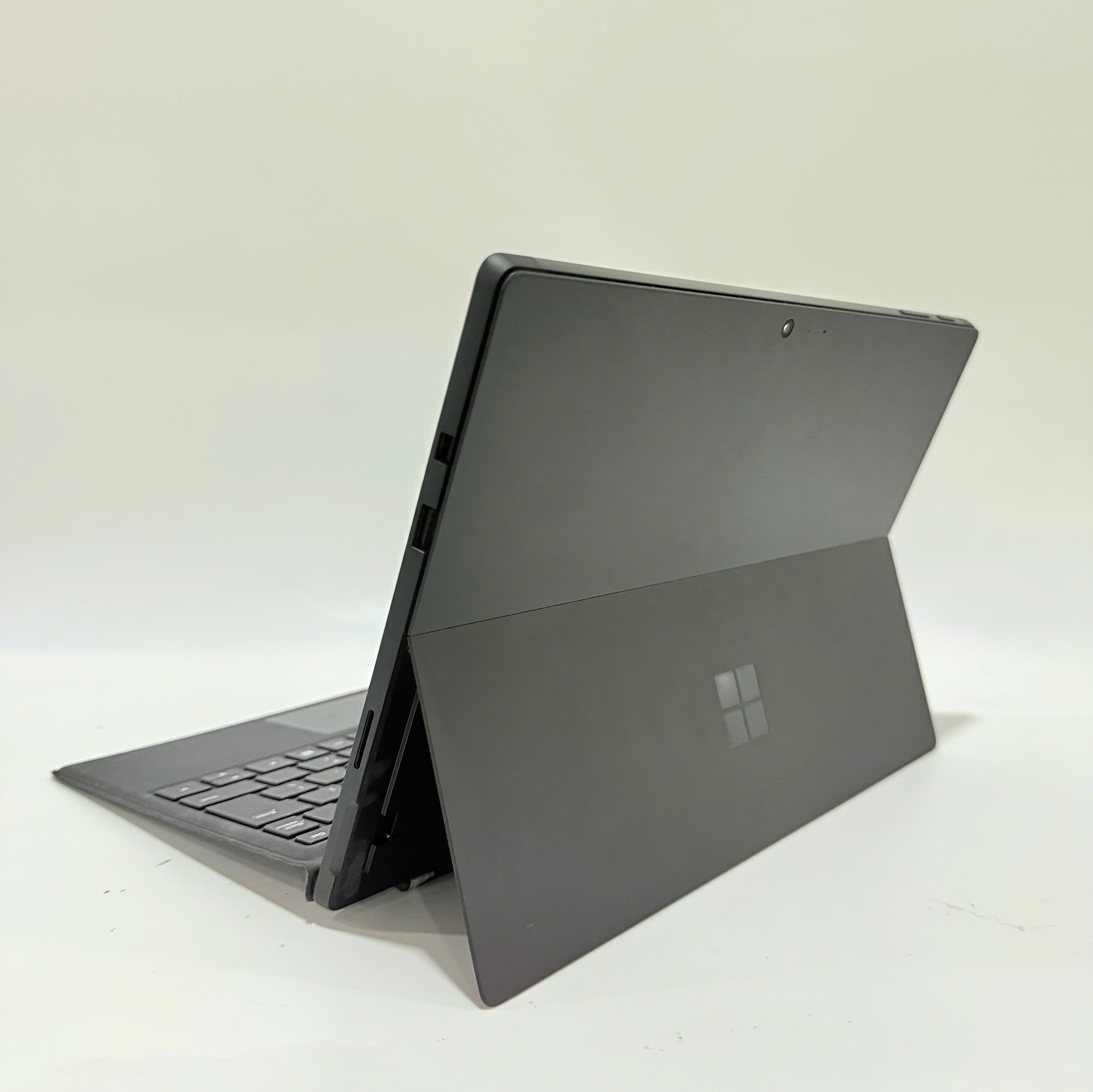 z7615708325449_418d9de70d33562d1656fd1f4b4da03d