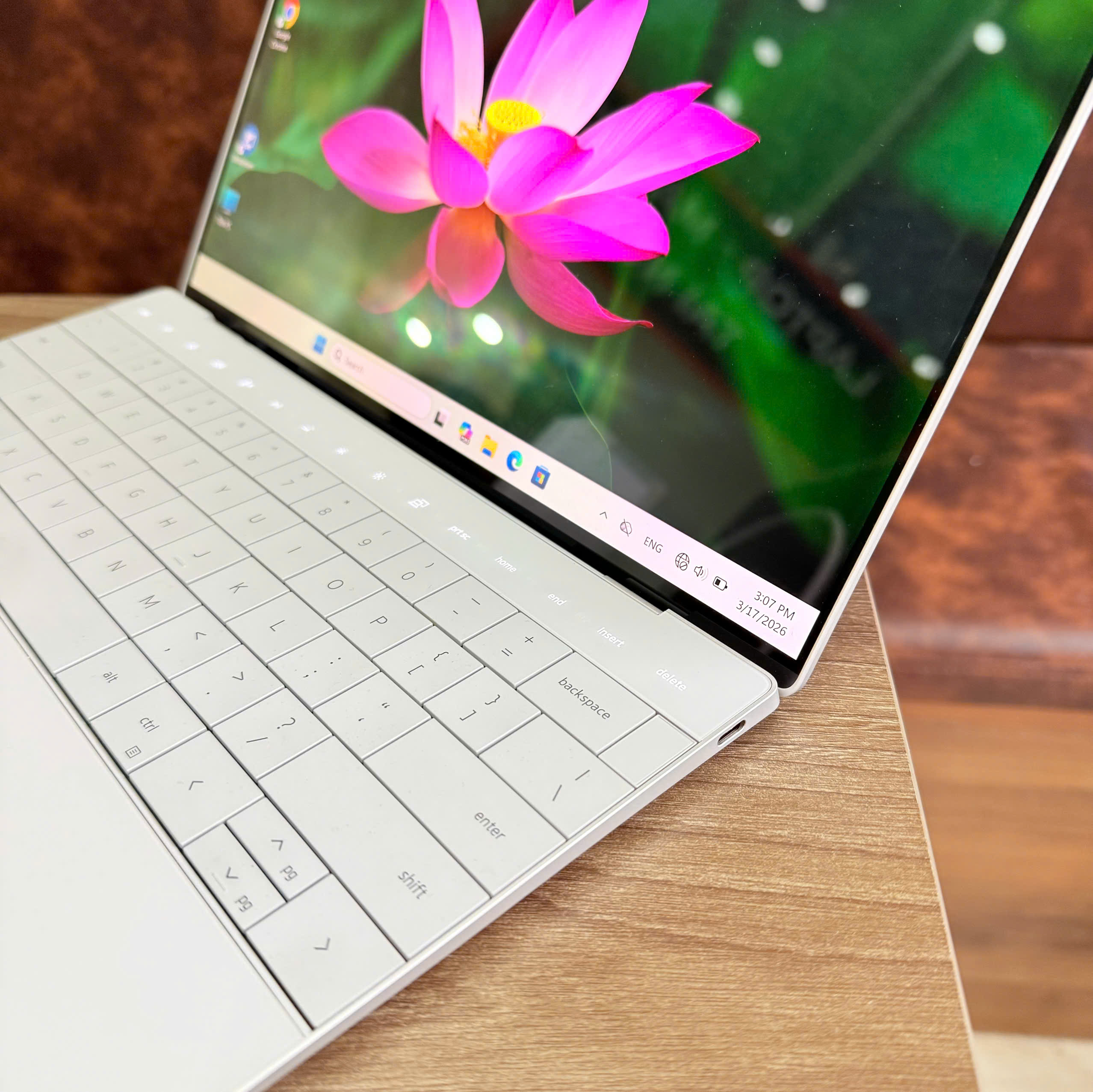 z7630665724714_68031cc8e87d838f60e123570dd04f5c