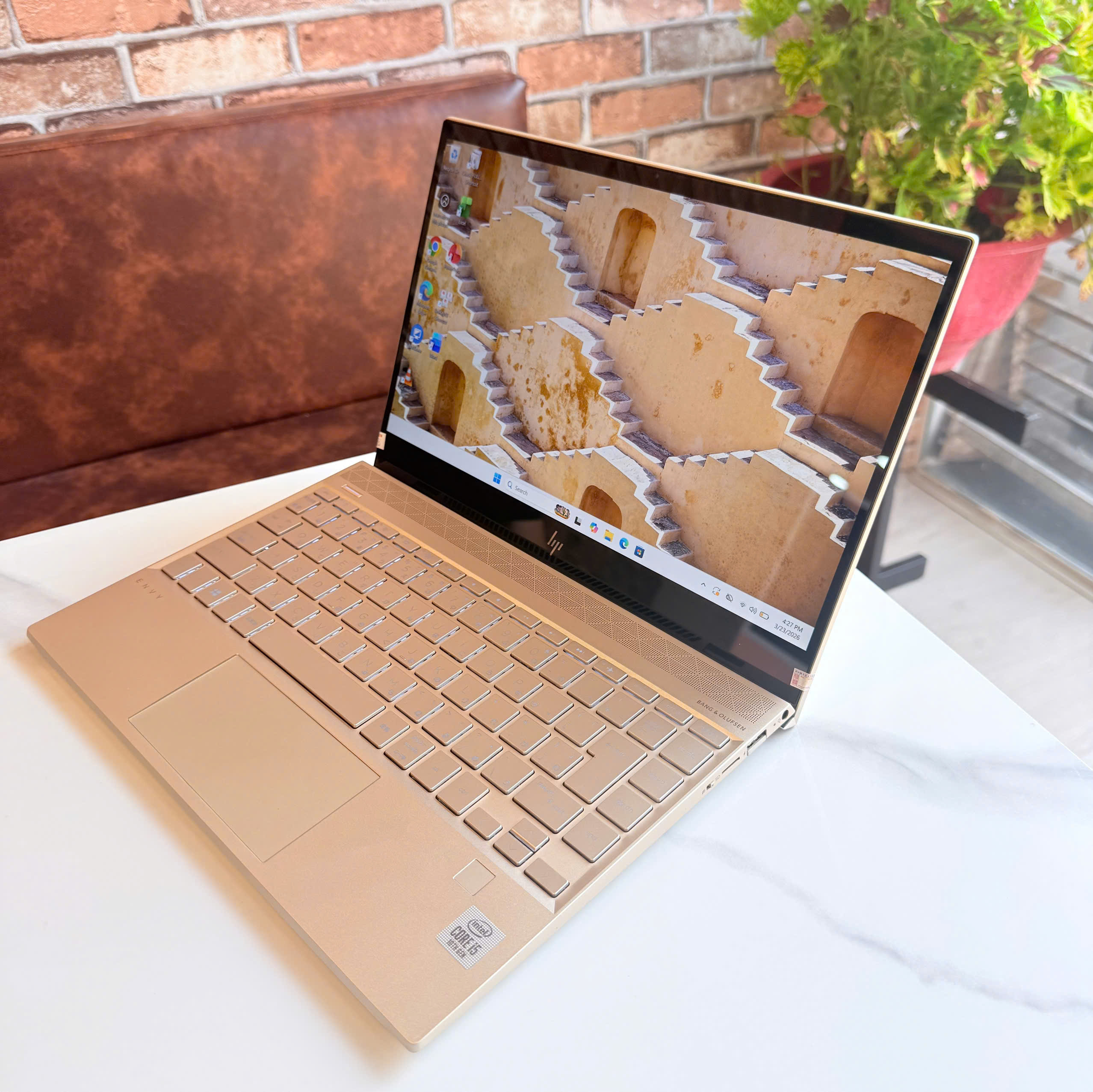 z7649764729380_9e3e7944040649978131177e67295b7c