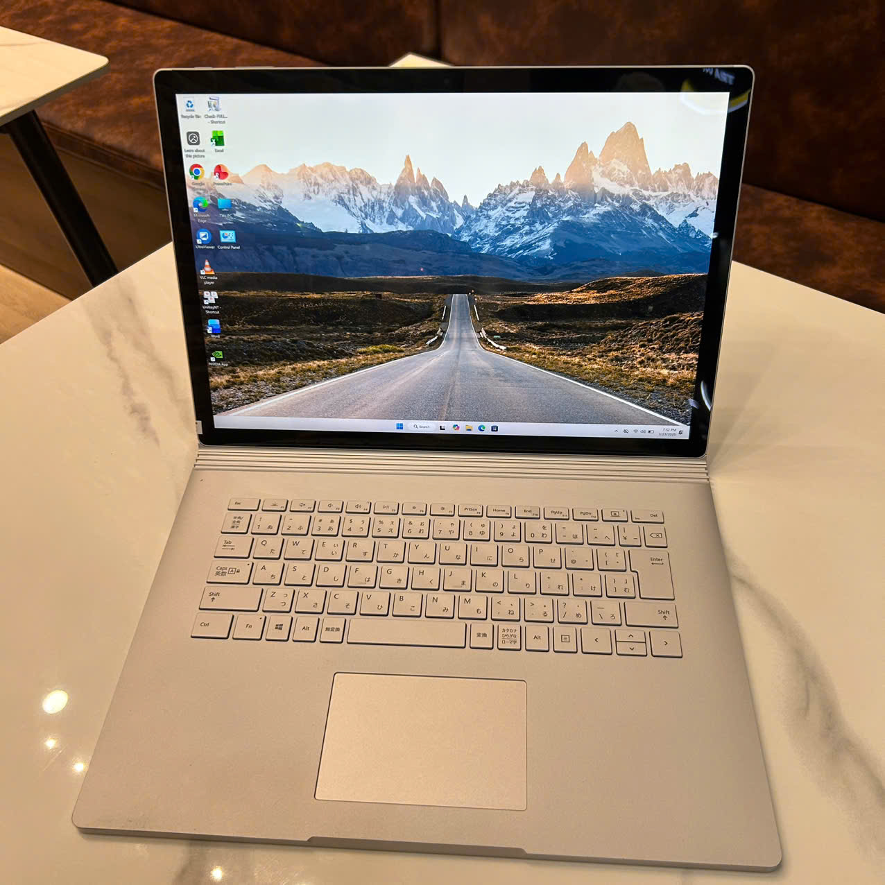 z7650467021589_ff844ad298f7fff71b727183942a4d1b