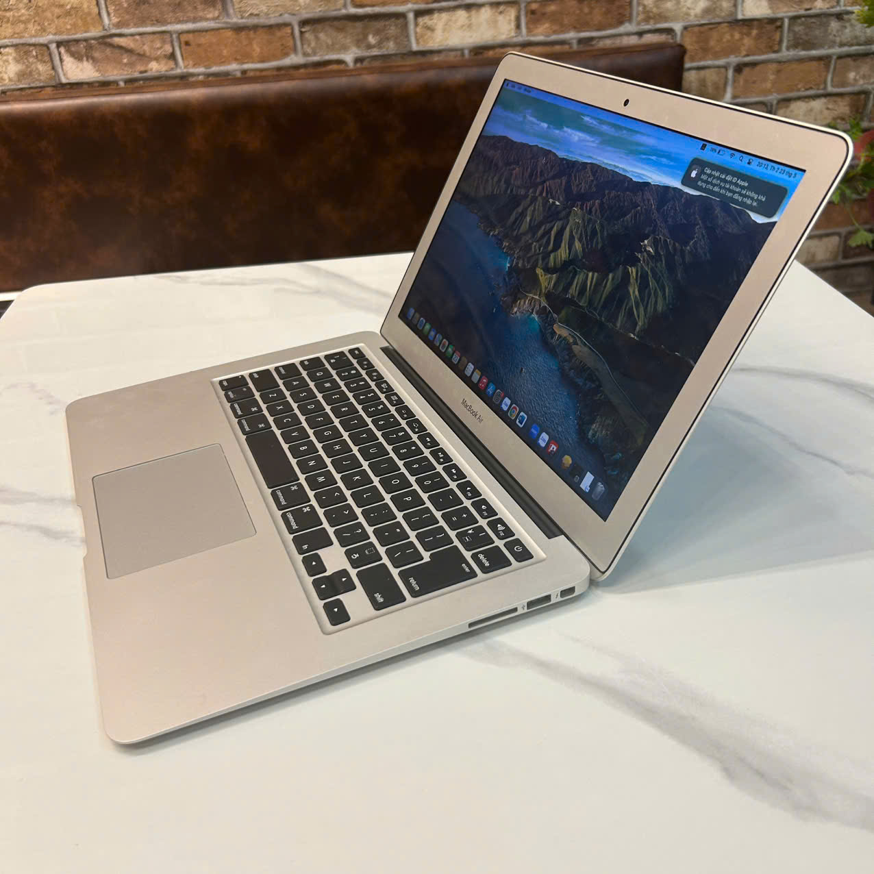 z7650543581348_92e06f0d2f2ef571be1a4b03042077be