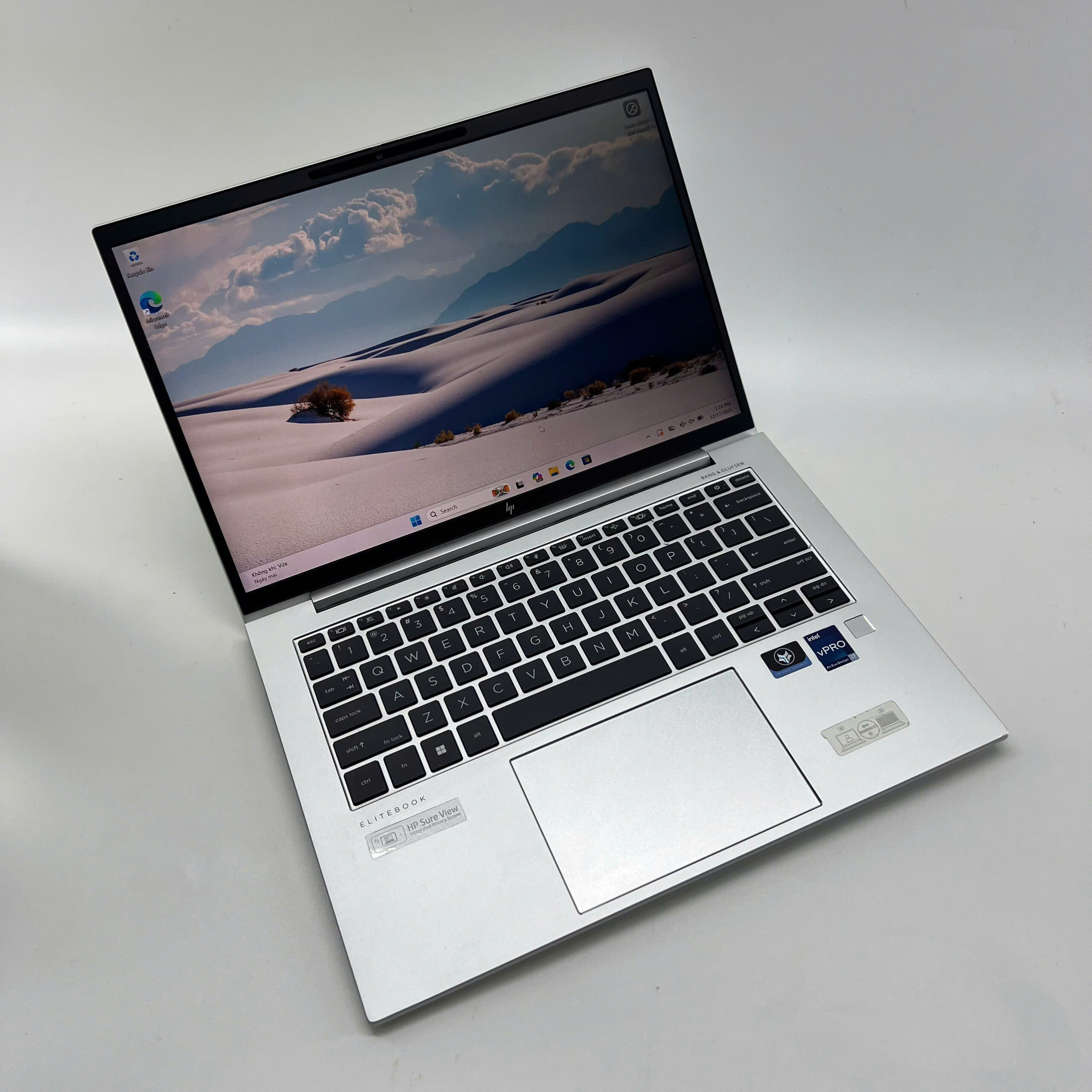 z7653388355867_a0d1ca3dc60ca34732fe8237f43b44f0