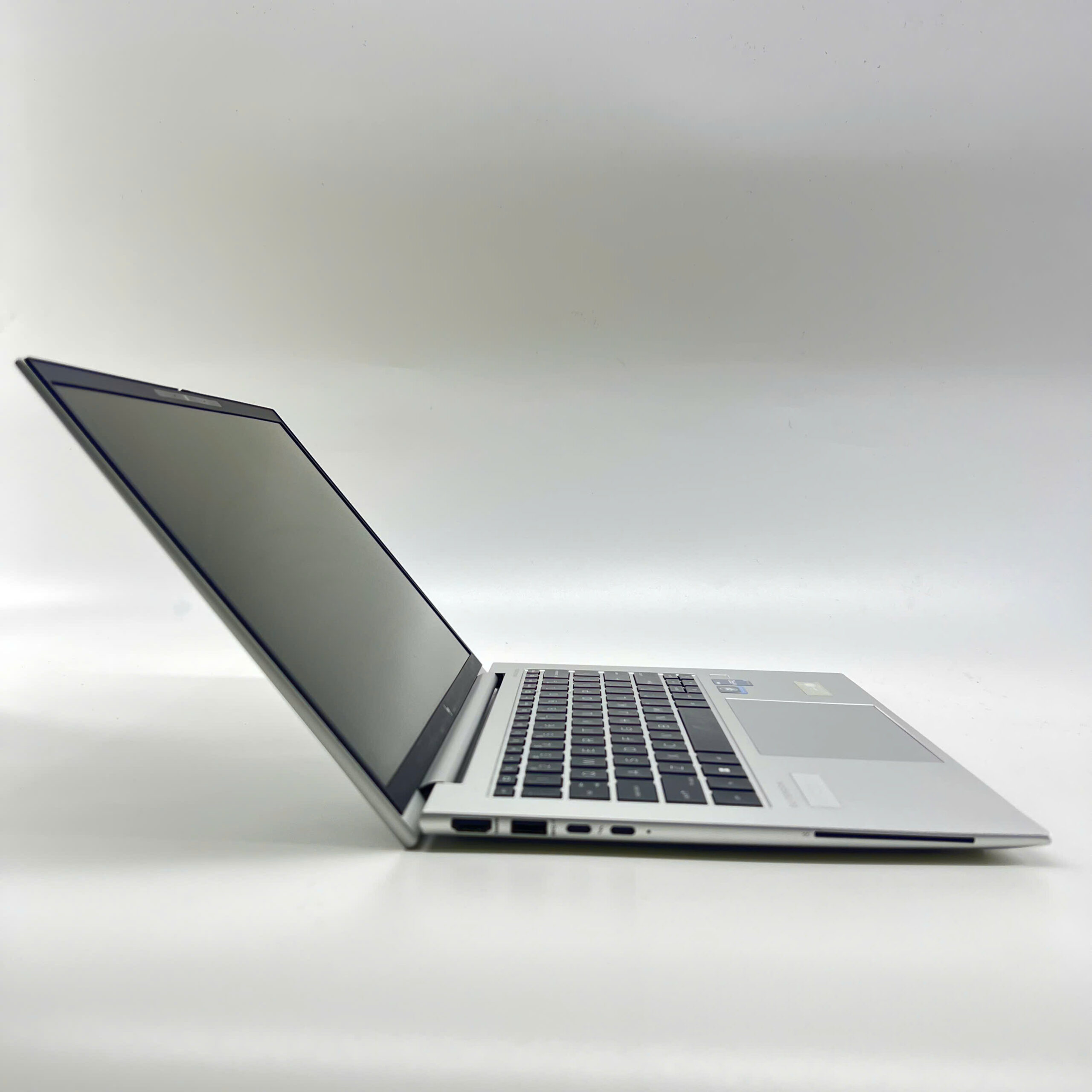 z7653388356161_8761e4379016d1b86b53298fe6b3ee7d