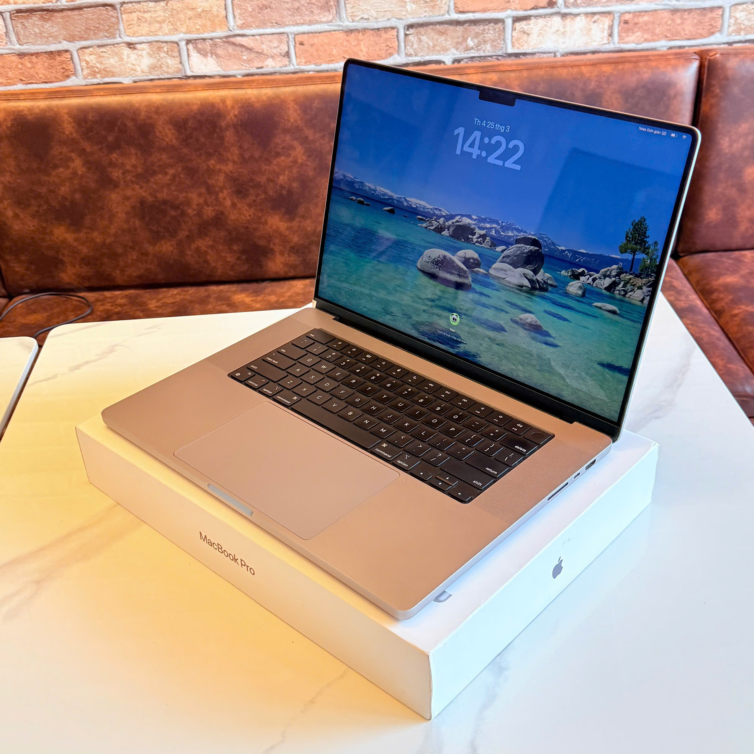 z7656357480185_f043f4de8ae9286c33c89a7479ceaf20