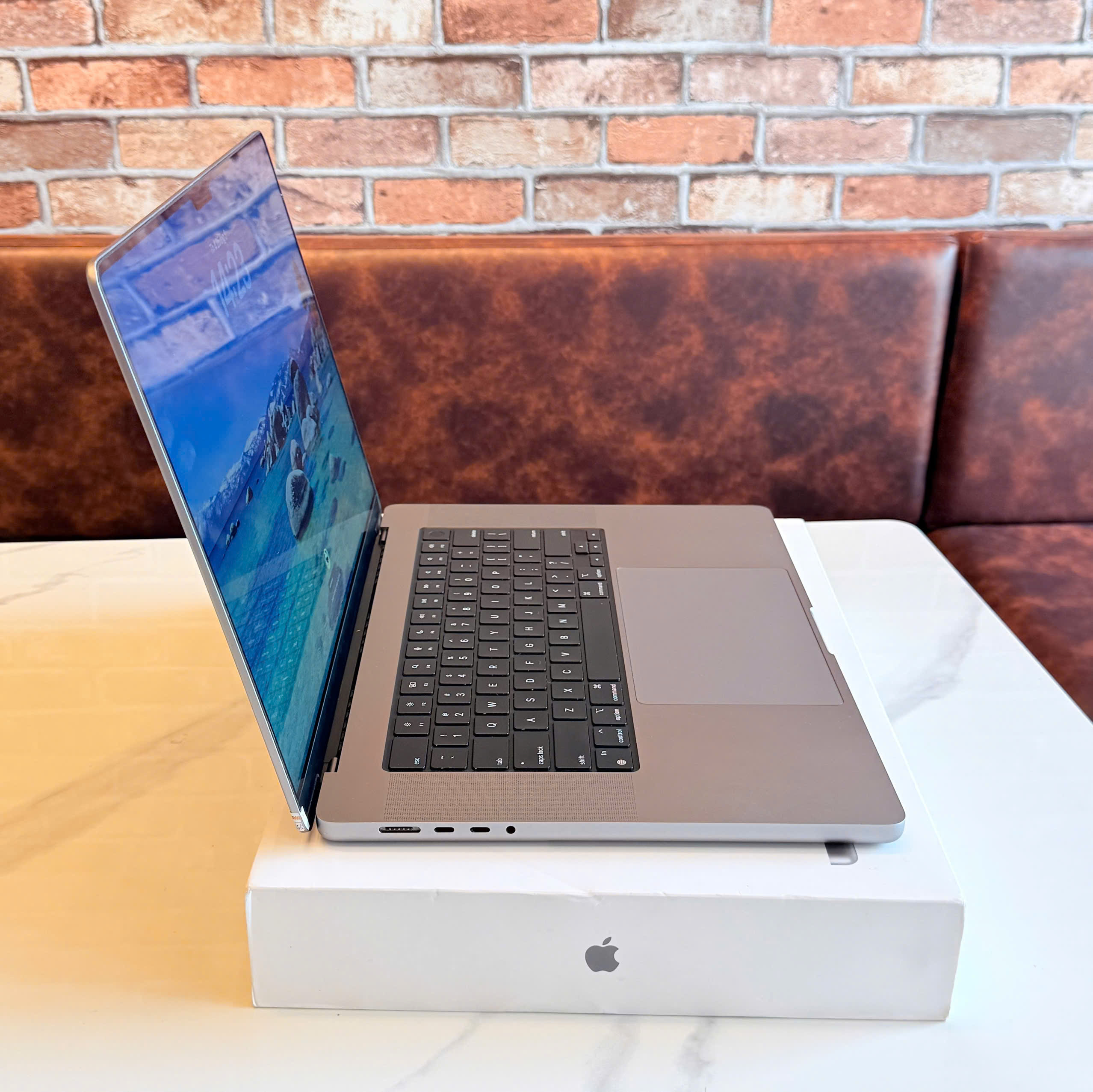 z7656357854336_a29fbead73f9a67c0eb141695b1d5d47