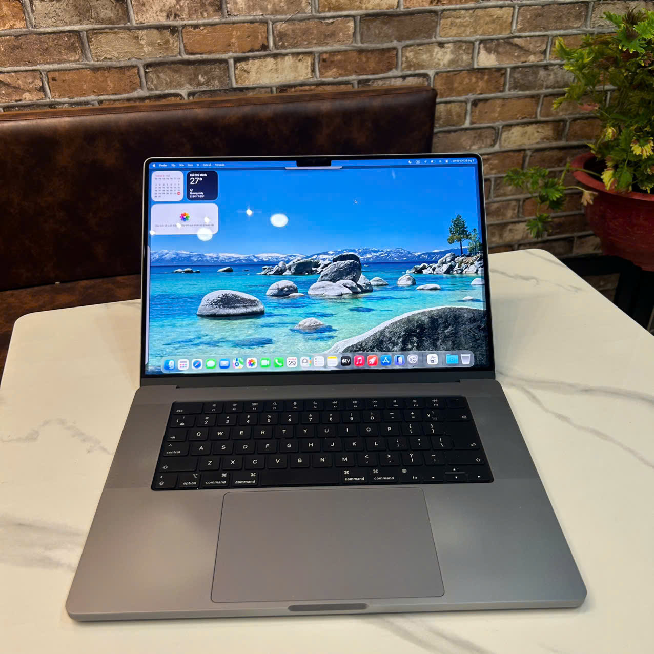 z7670807488574_41bd847242719927fdc2081283e202b0