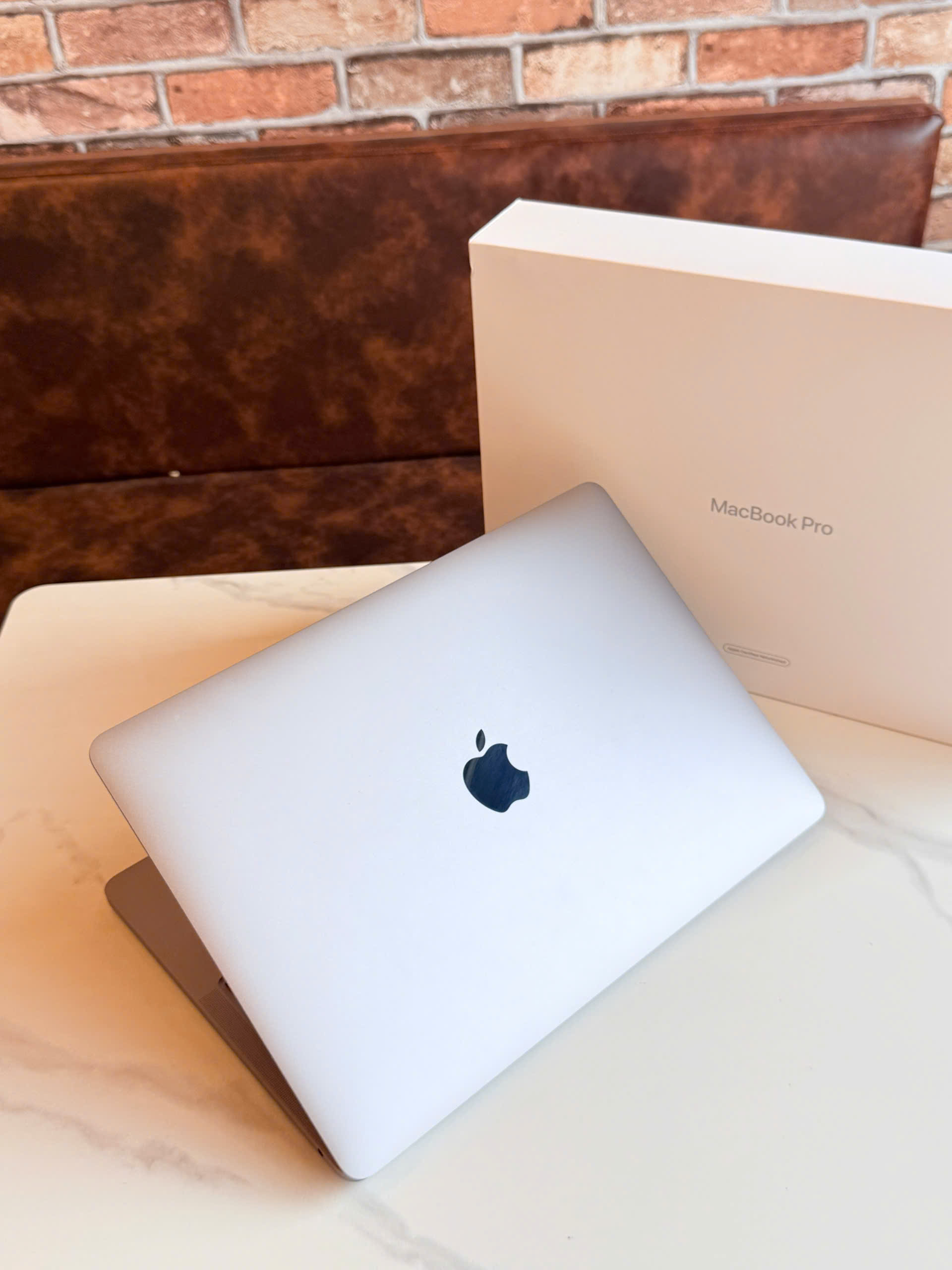 z7676683459562_ee68924e69e6bb991ffa7a10e91a859e