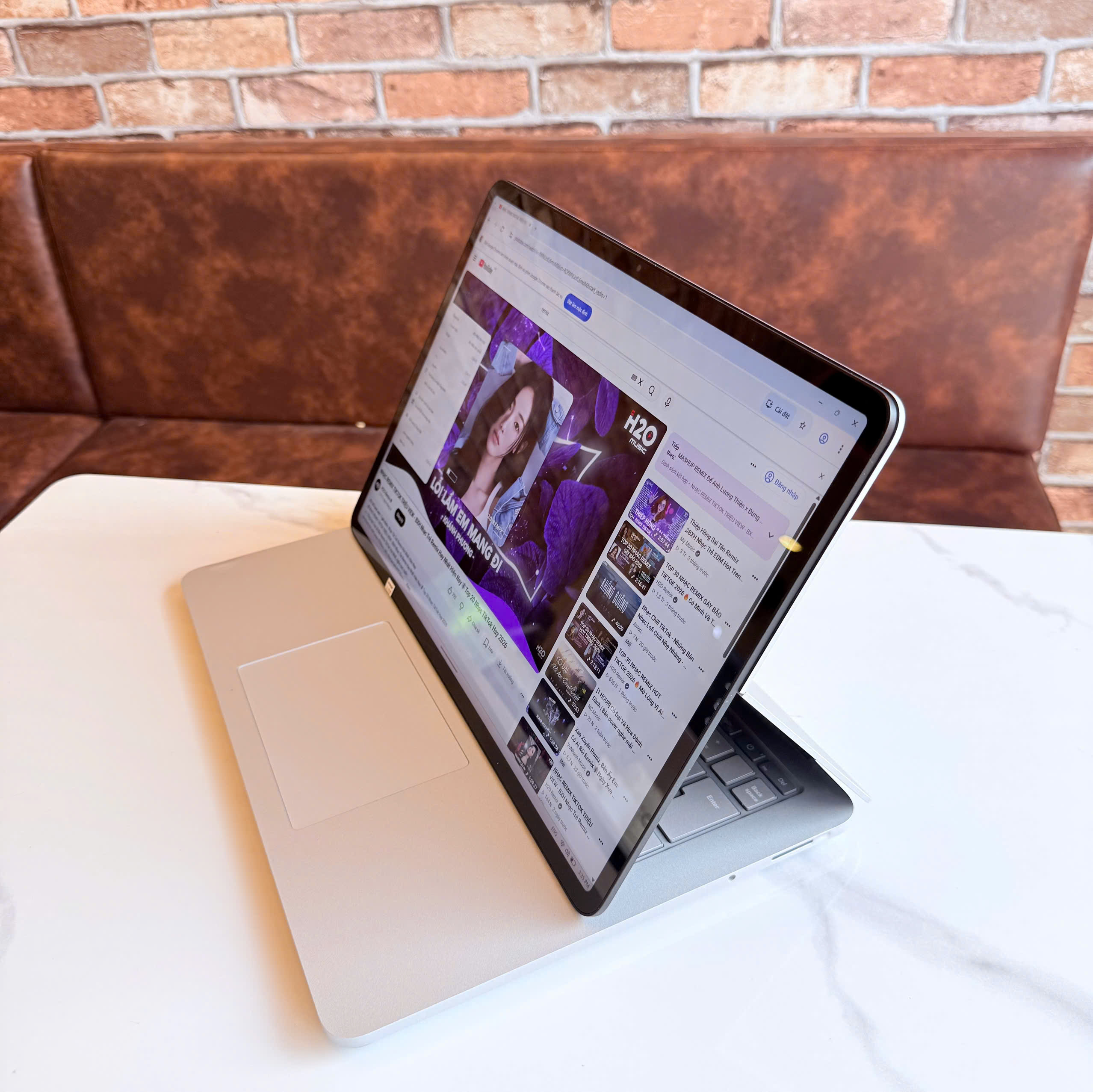 z7676766741661_f0a108e575f708ae874d7270090142c9