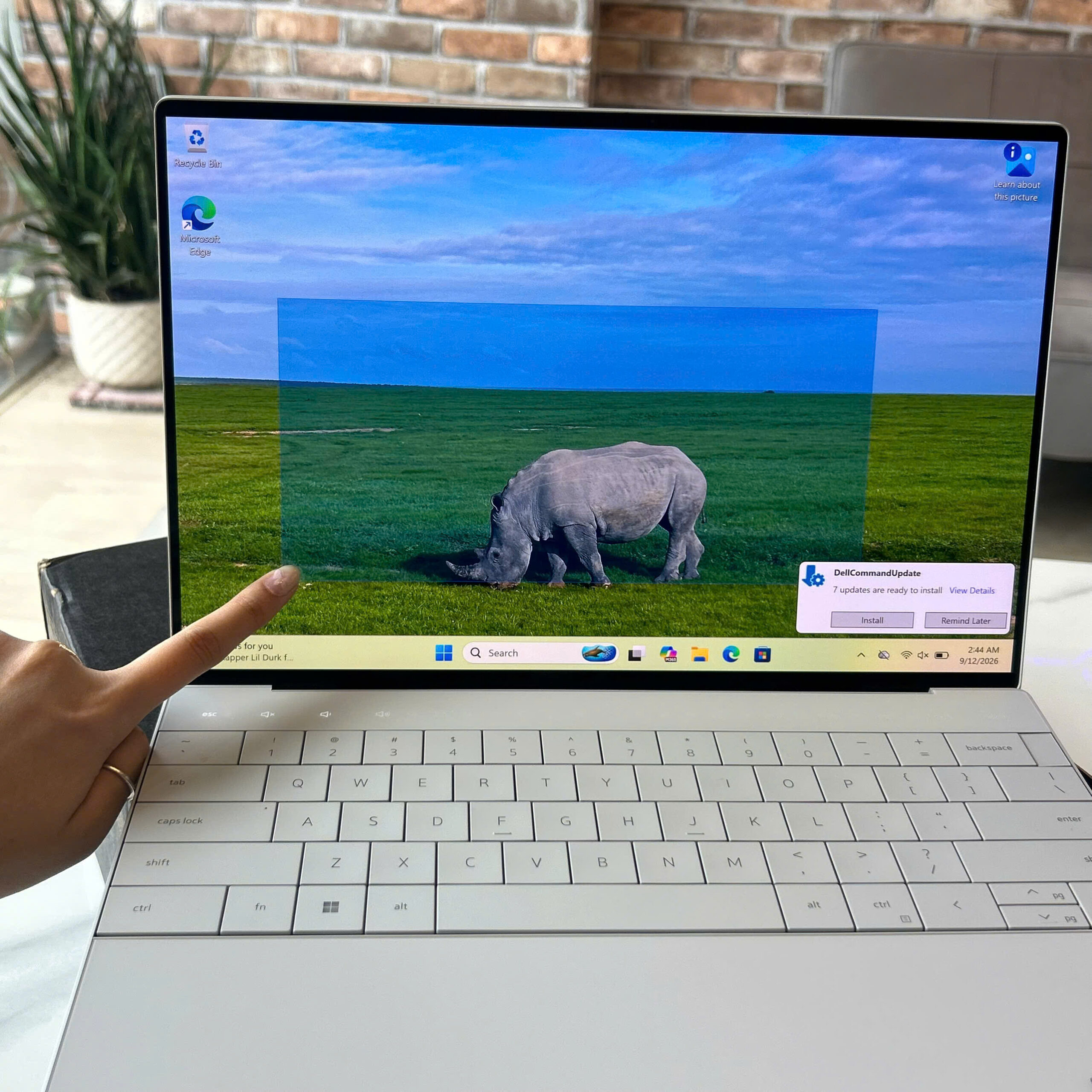 Dell XPS 13 Plus 9320 – Thiết kế tổng thể Dell XPS 13 Plus 9320 Core i7-1360P RAM 32GB SSD 1TB OLED