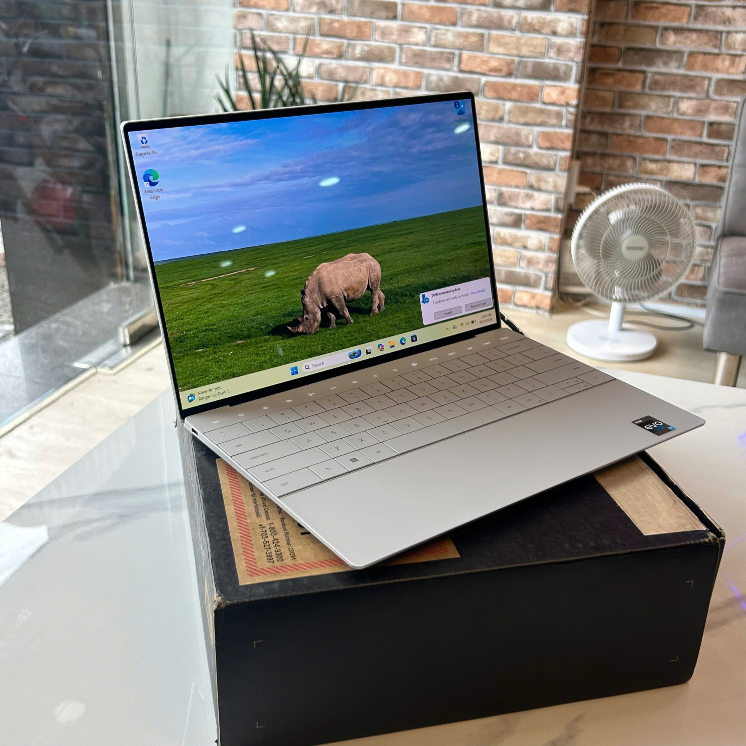 Dell XPS 13 Plus 9320 – Màn hình OLED 3.5K Màn hình Dell XPS 13 Plus 9320 3.5K OLED Touch