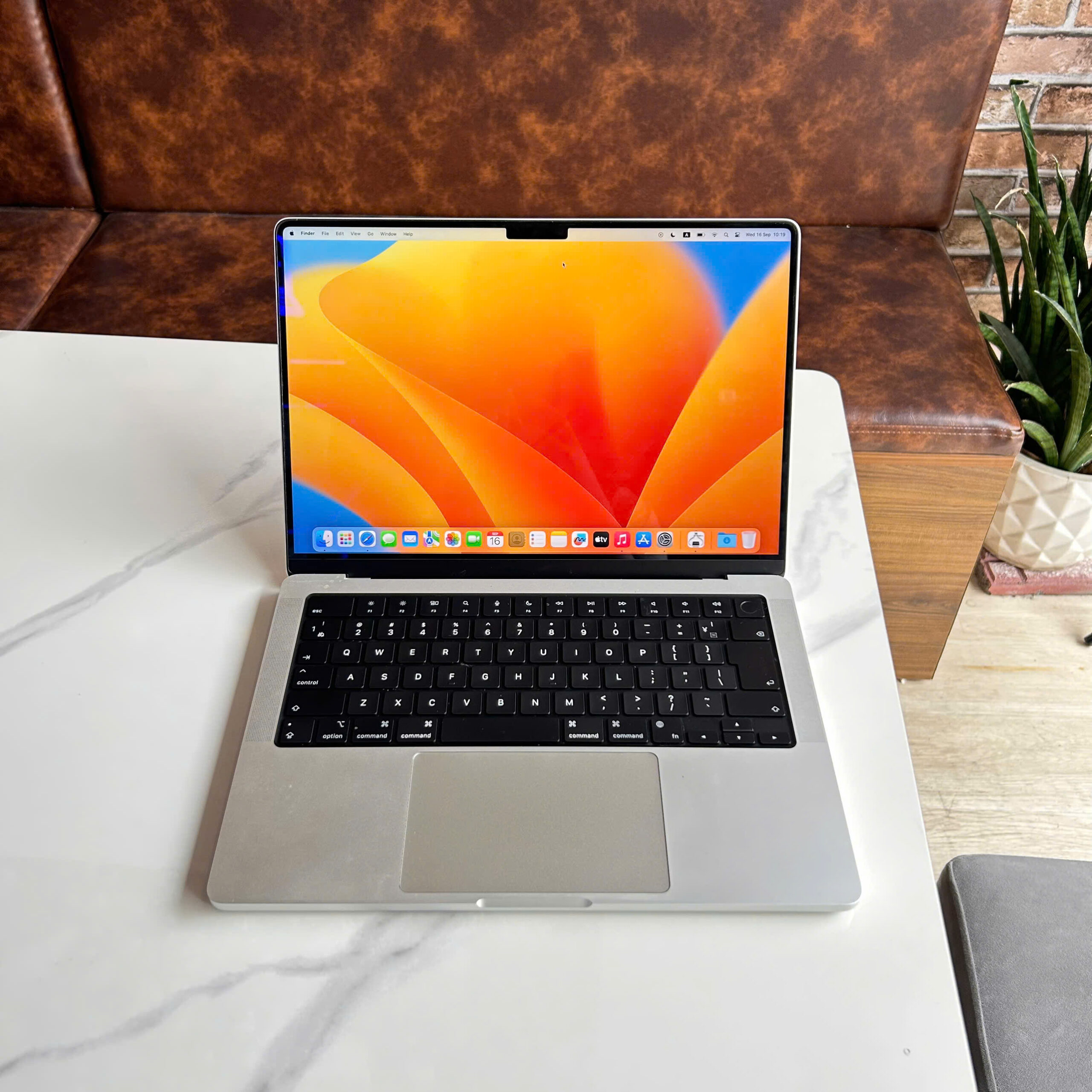 MacBook Pro 14-inch M1 Pro 2021 – Thiết kế tổng thể Apple MacBook Pro 14 inch M1 Pro 2021 RAM 16GB SSD 512GB