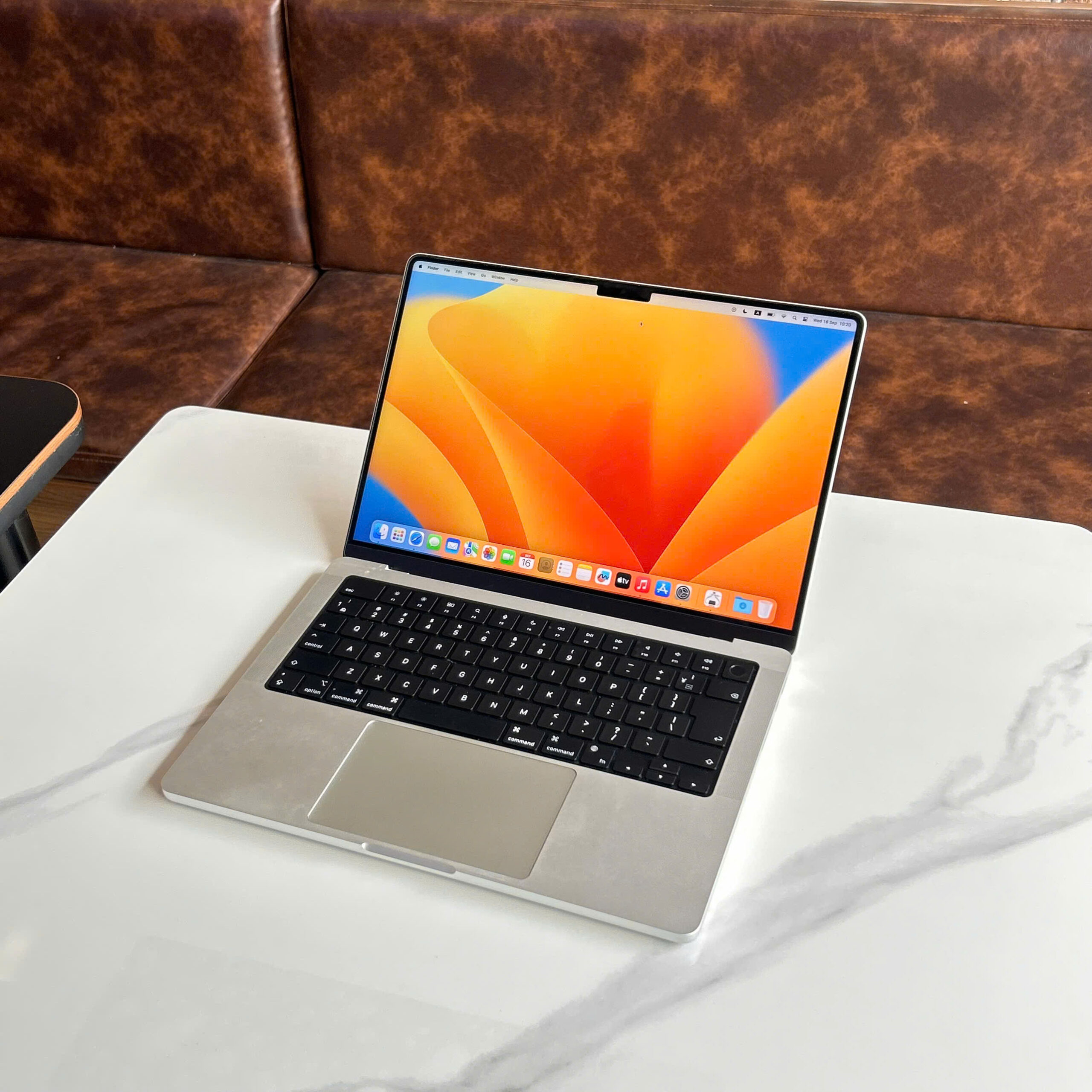 MacBook Pro 14 M1 Pro – Liquid Retina XDR 120Hz Màn hình Liquid Retina XDR MacBook Pro 14 M1 Pro 120Hz