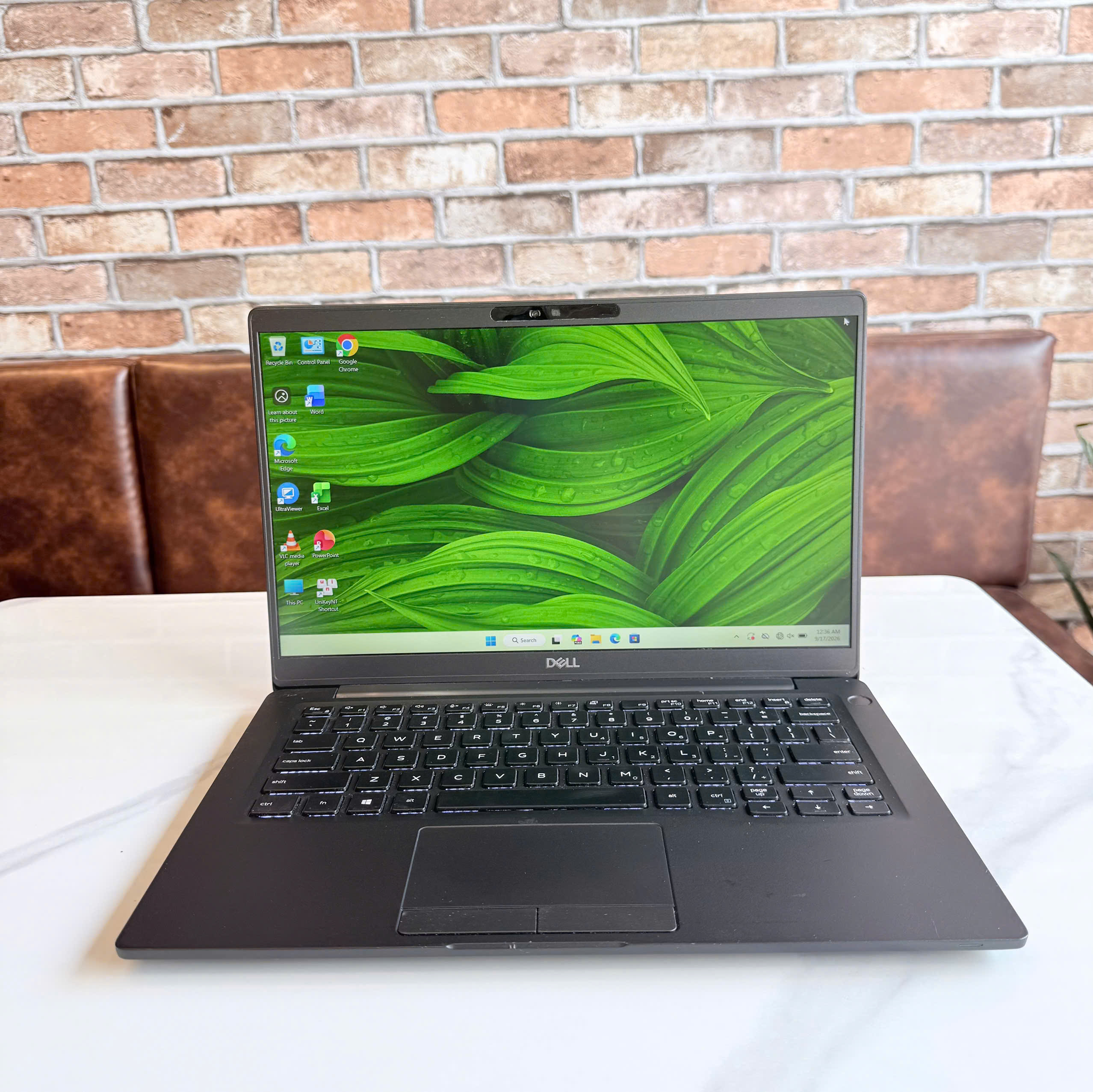Dell Latitude 7400 – Thiết kế tổng thể Dell Latitude 7400 2019 Core i7 RAM 8GB SSD 256GB