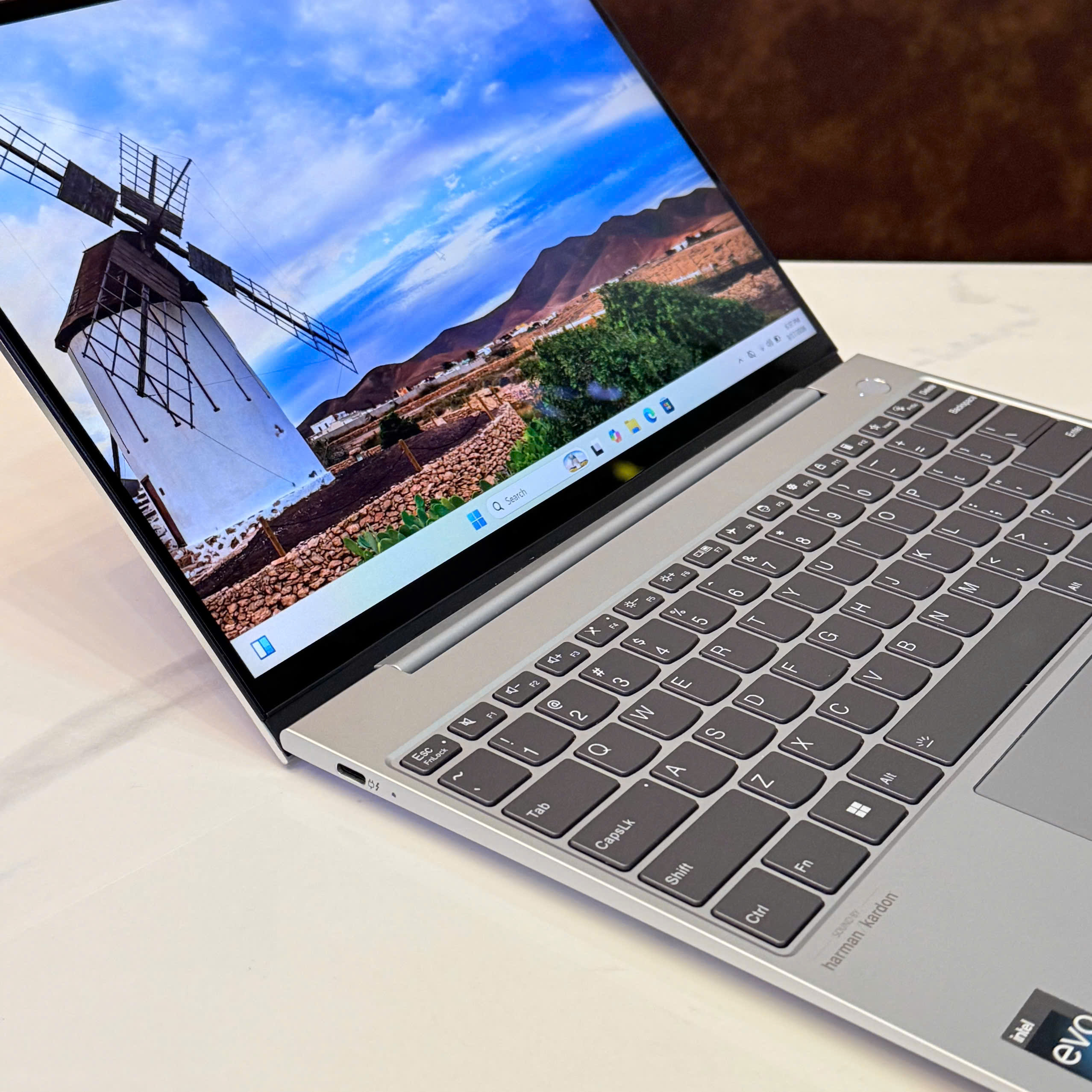 ThinkBook 13x Gen 2 – Màn hình 2.5K Màn hình Lenovo ThinkBook 13x Gen 2 2.5K