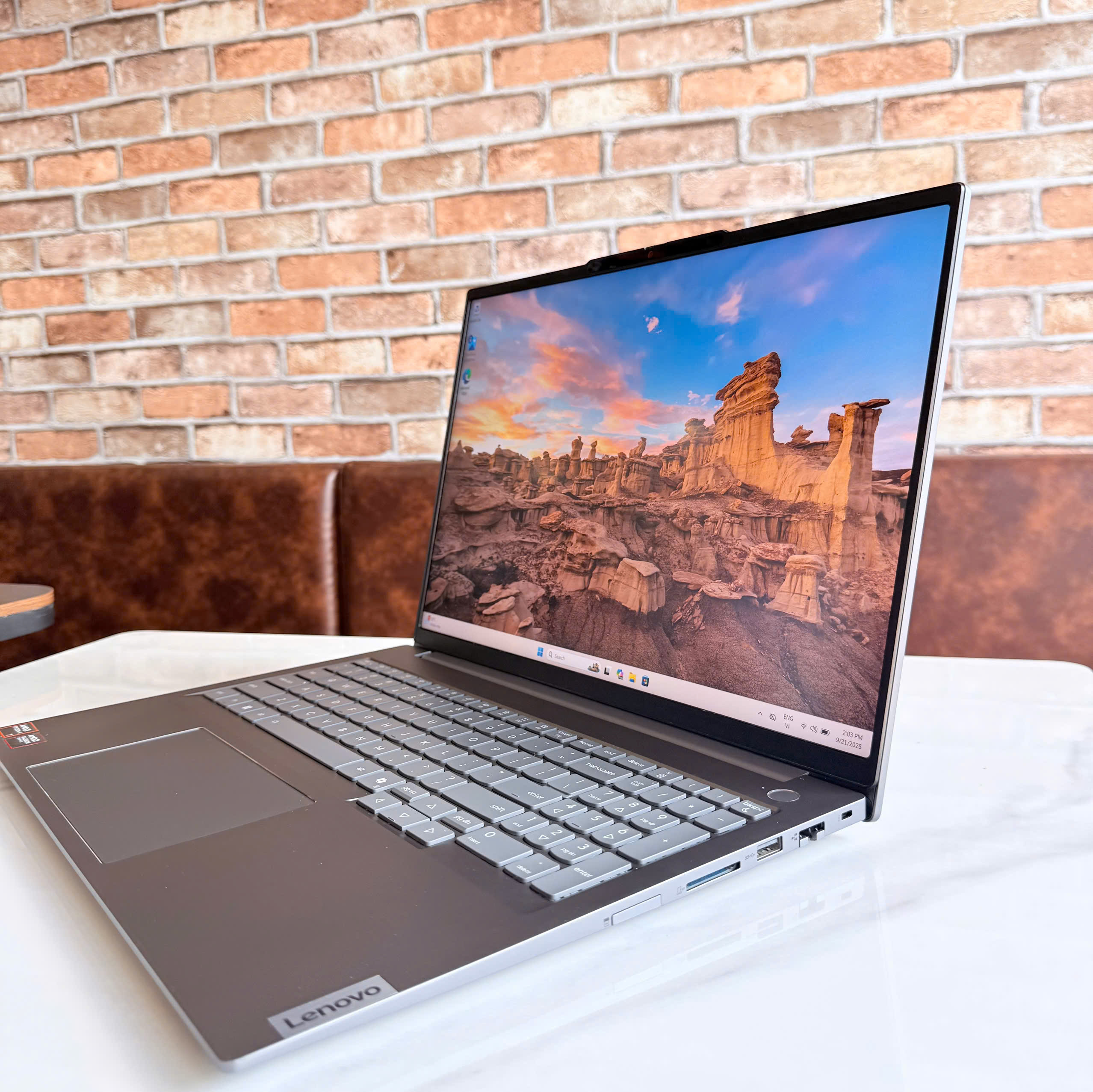 ThinkBook 16 G7+ – Màn hình 3.2K 165Hz Màn hình Lenovo ThinkBook 16 G7 Plus 3.2K 165Hz