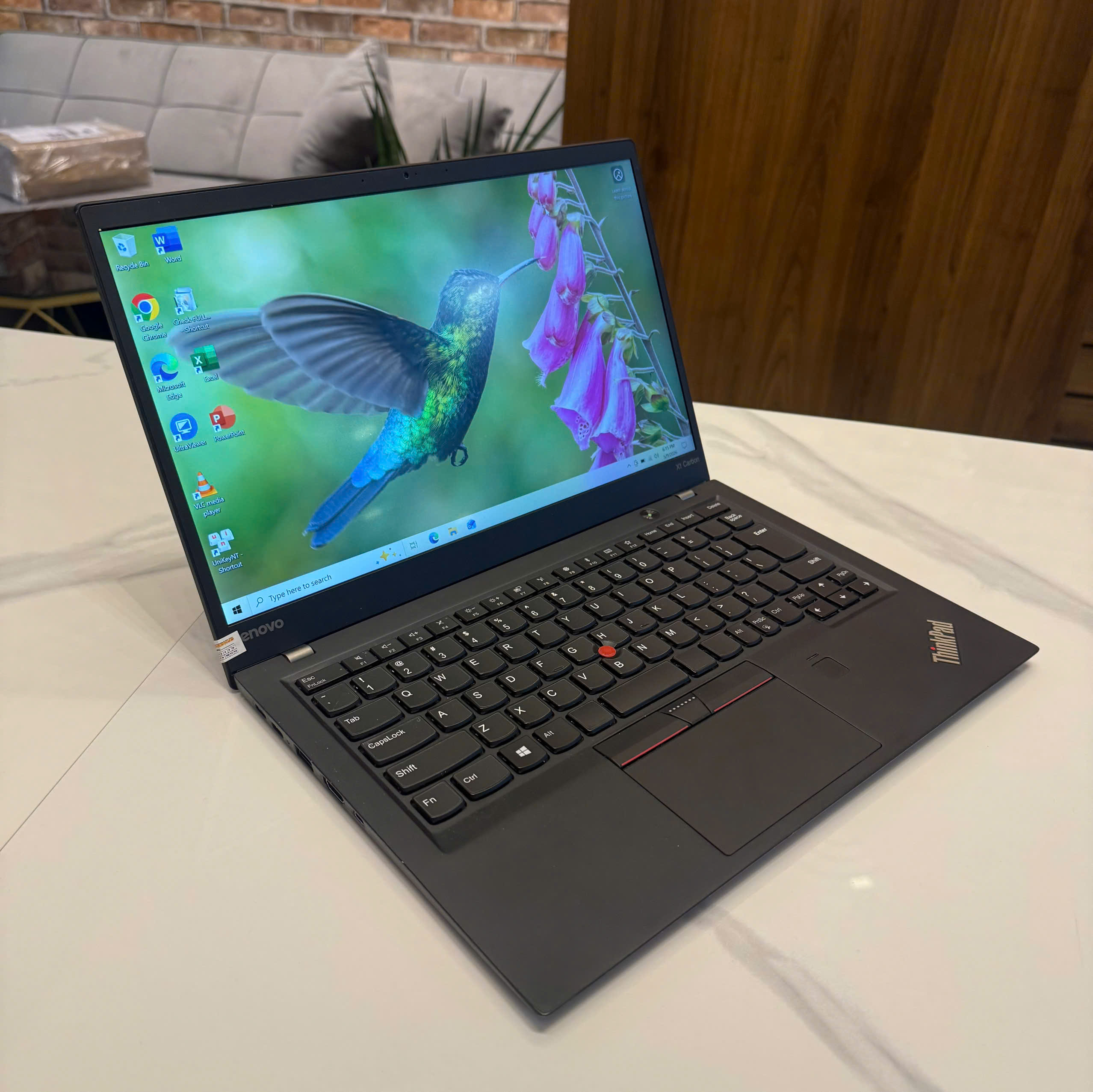 ThinkPad X1 Carbon Gen 5 – Màn hình 14 inch IPS Màn hình Lenovo ThinkPad X1 Carbon Gen 5