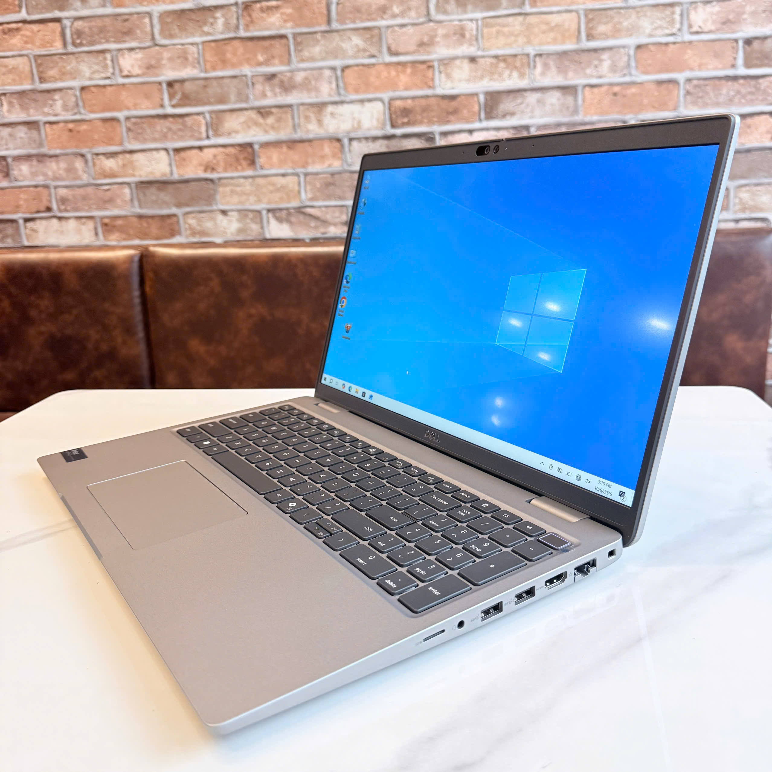 Dell Precision 3590 FHD IPS Dell Precision 3590 màn hình 15.6 inch Full HD IPS