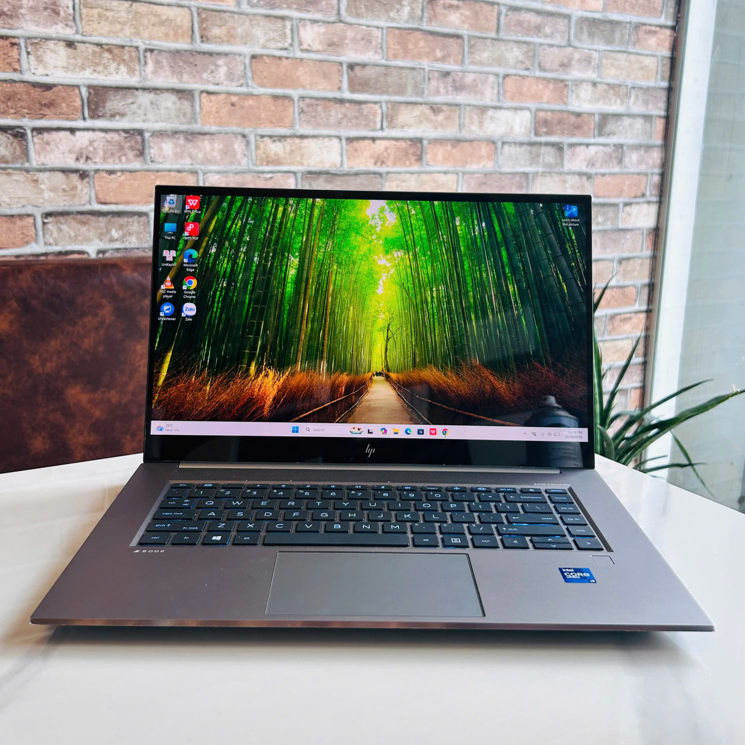 HP ZBook Studio G8 Core i9-11950H RTX A2000 HP ZBook Studio G8 Core i9 RTX A2000