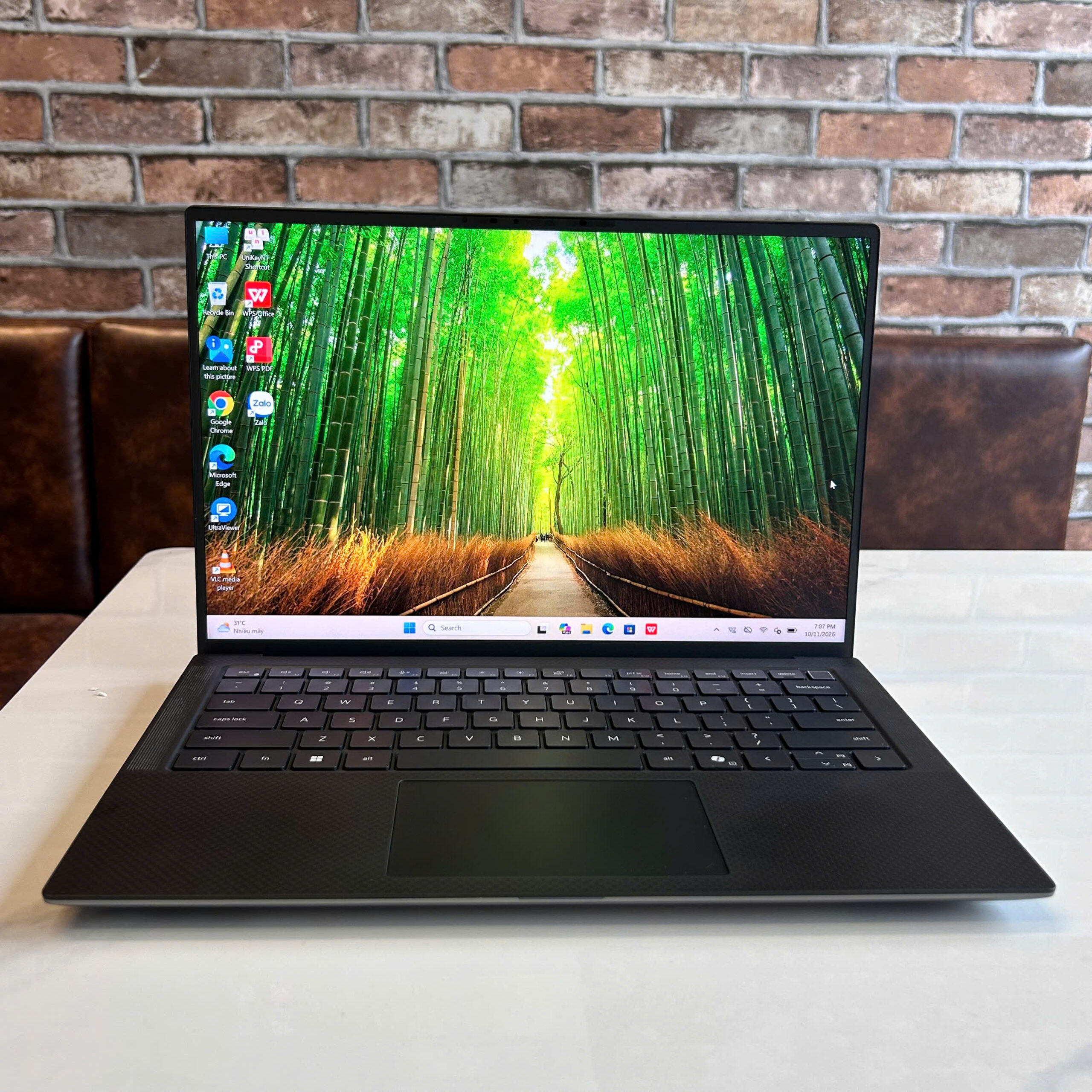 Dell Precision 5490