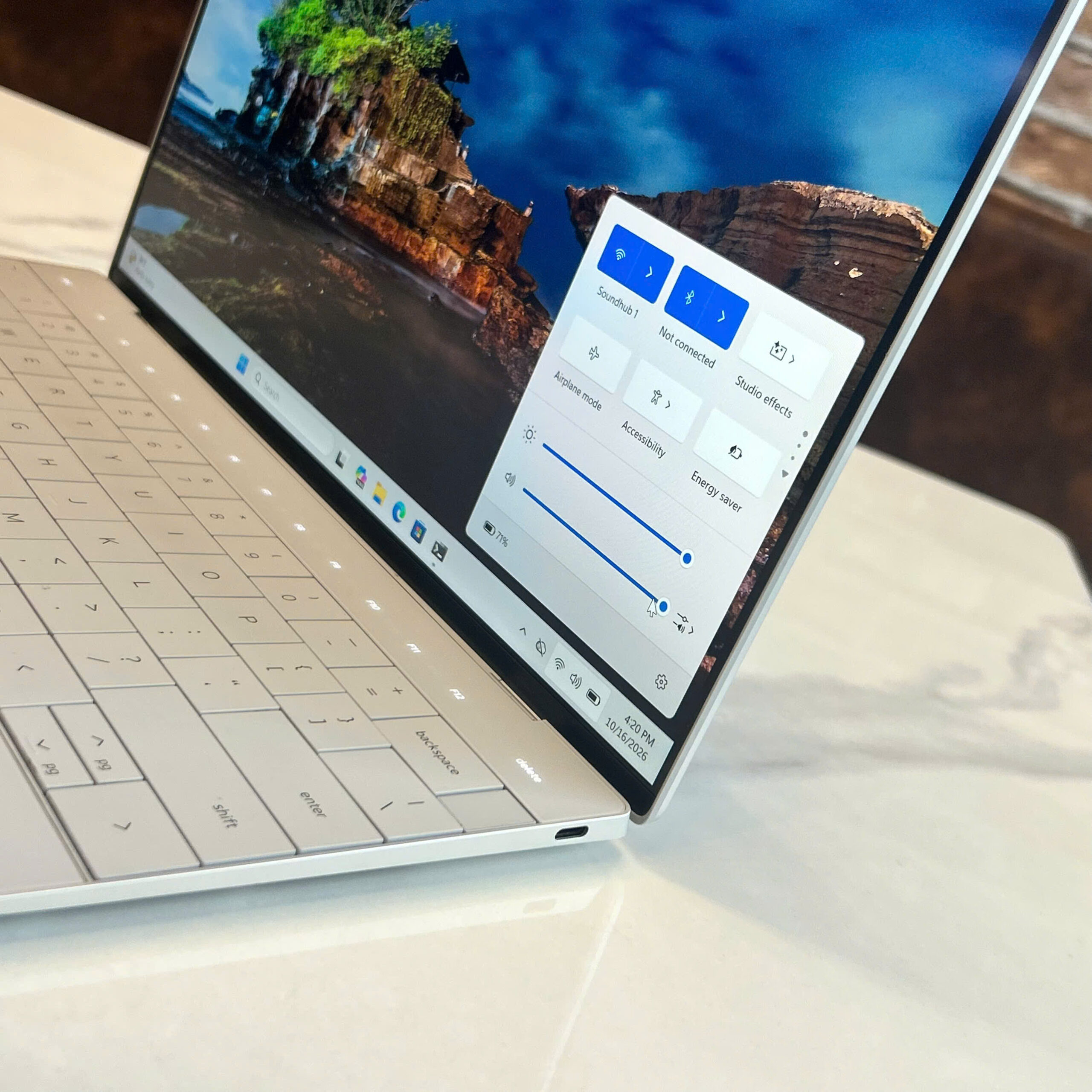 Dell XPS 13 9350 Haptic Touchpad