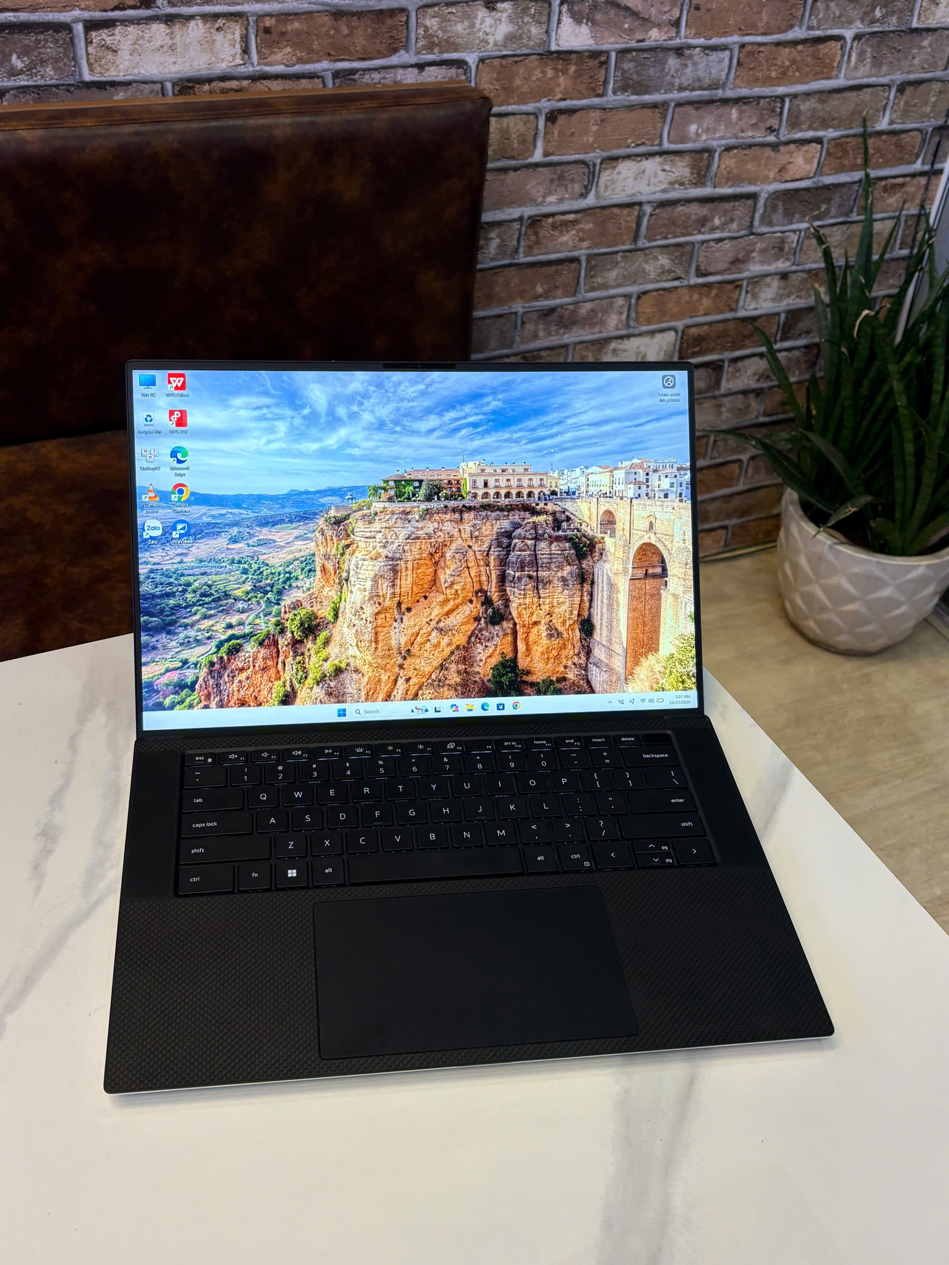 Dell XPS 15 9520 Dell XPS 15 9520 Core i7 RTX 3050