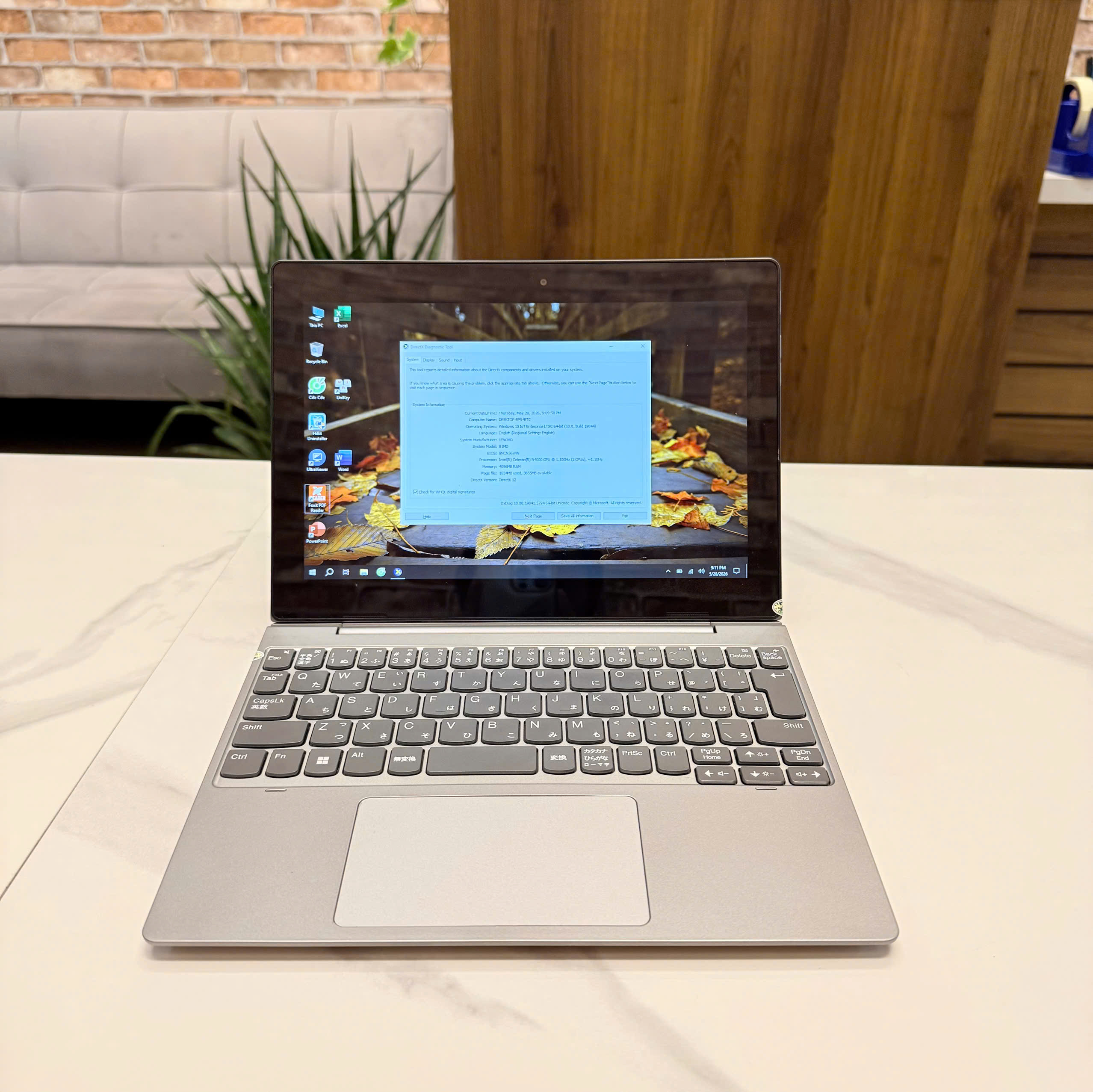 Lenovo IdeaPad D330 2-in-1 Lenovo IdeaPad D330 2-in-1