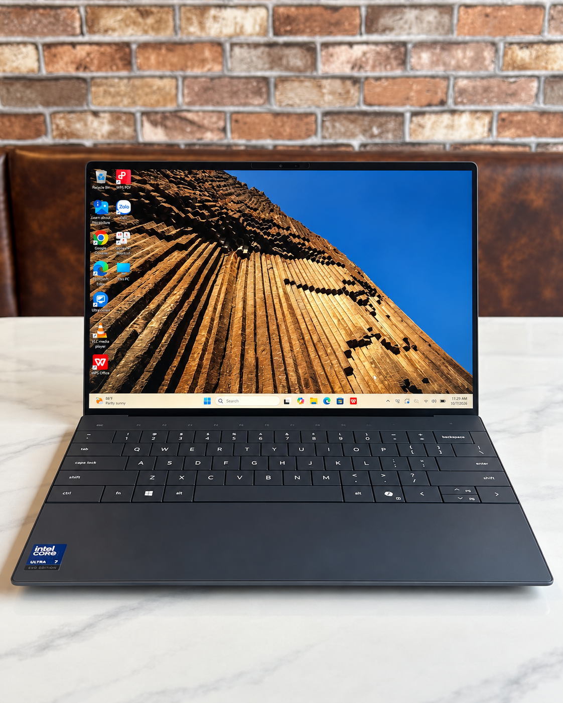 Dell XPS 13 9350 Core Ultra 7 256V Dell XPS 13 9350 Core Ultra 7 256V