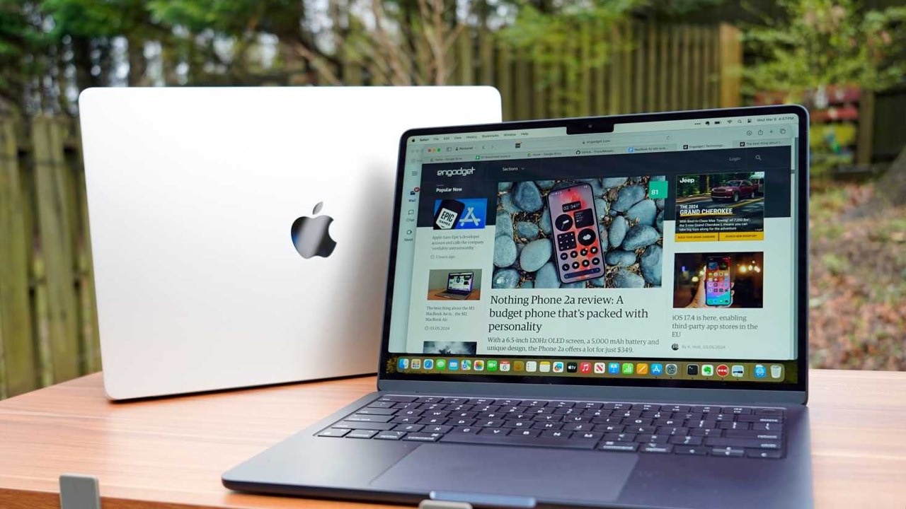 MacBook Air M3 15 inch